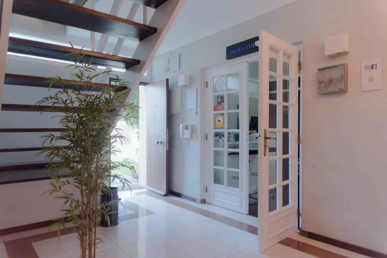 Гостевой дом Mahouse Guesthouse Лиссабон