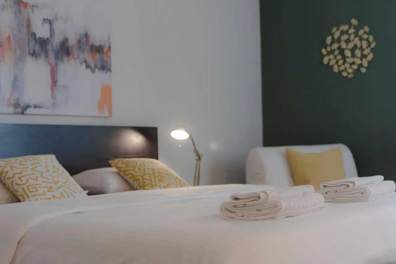 Mahouse Guesthouse Lisboa 招待所