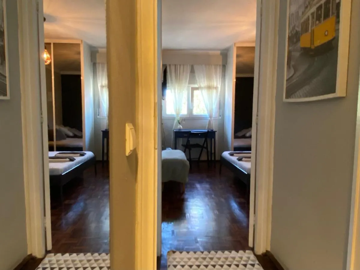 Mahouse Guesthouse Lissabon 3*,